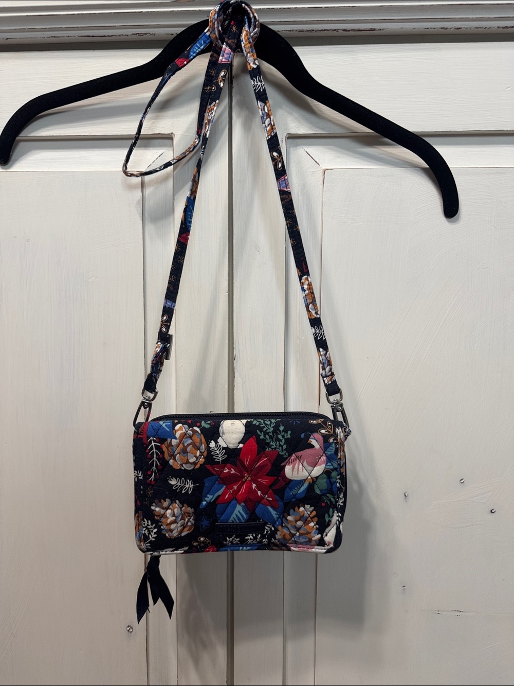 Vera Bradley Navy Crossbody and Wristlet. NWOT